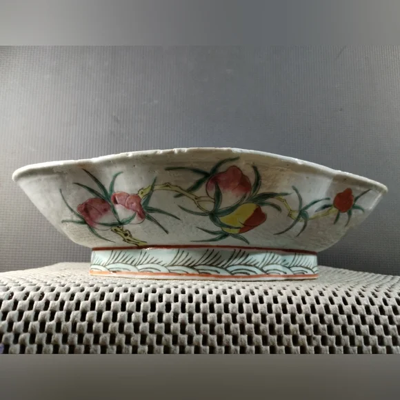 Antique Chinese Hand Painted Famille Rose Porcelain Footed Bowl